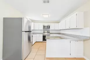 3284 Fairview Ave, Crestview, FL 32539 - Photo 4