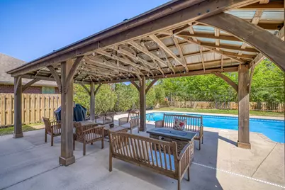 5325 Woodlake Trace, Gulf Breeze, FL 32563 - Photo 2