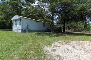 102 W Snapdragon St, Defuniak Springs, FL 32433 - Photo 4