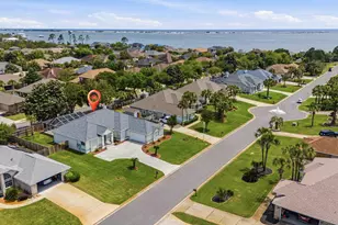 1956 Rue La Fontaine, Navarre, FL 32566 - Photo 48