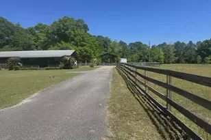 1956 Clear Springs Rd, Laurel Hill, FL 32567 - Photo 8