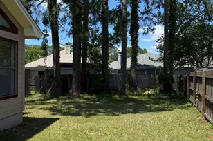 1512 W Mariah Way, Fort Walton Beach, FL 32547 - Photo 6