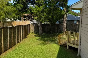 1512 W Mariah Way, Fort Walton Beach, FL 32547 - Photo 4