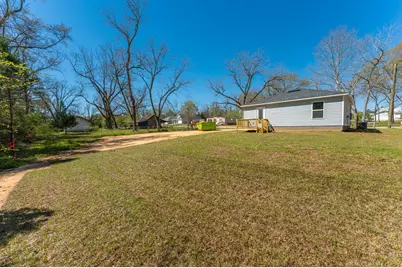 8093 Third Street, Laurel Hill, FL 32567 - Photo 28