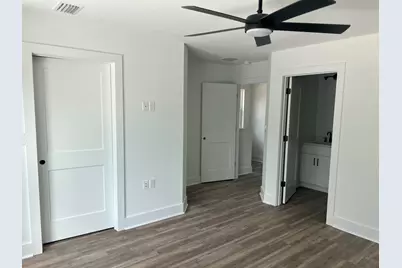 161 S Booker Street #UNIT A + B, Crestview, FL 32536 - Photo 20