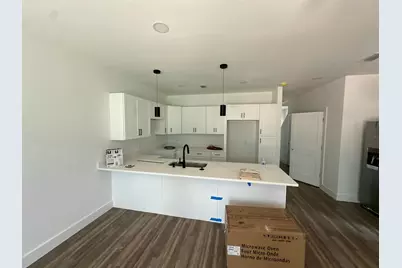 161 S Booker Street #UNIT A + B, Crestview, FL 32536 - Photo 6