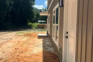 161 S Booker St, Crestview, FL 32536 - Photo 30