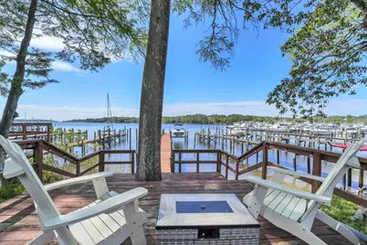 200 Regatta Drive #200, Niceville, FL 32578 - Photo 2