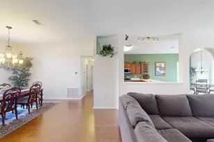 8293 Onich Dr, Navarre, FL 32566 - Photo 4