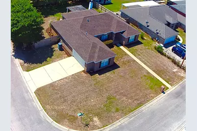8293 Onich Drive, Navarre, FL 32566 - Photo 1