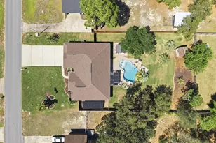 1952 Coral St, Navarre, FL 32566 - Photo 12