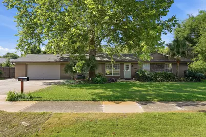 353 Fairpoint Drive, Gulf Breeze, FL 32561 - Photo 1