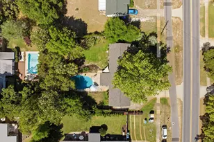 353 Fairpoint Dr, Gulf Breeze, FL 32561 - Photo 4