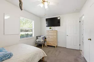 353 Fairpoint Dr, Gulf Breeze, FL 32561 - Photo 18