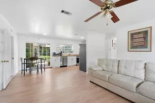353 Fairpoint Dr, Gulf Breeze, FL 32561 - Photo 8