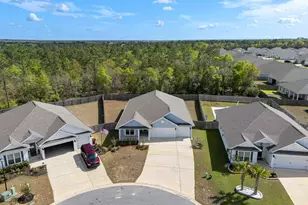 123 Hobson Ave, Crestview, FL 32539 - Photo 2