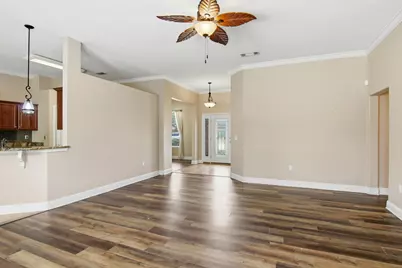 2404 Tumbleweed Drive, Navarre, FL 32566 - Photo 10