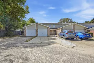 2412 Winter Park Ct, Fort Walton Beach, FL 32547 - Photo 2