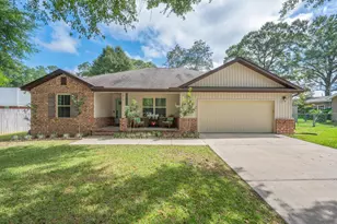 5811 Roberts Rd, Crestview, FL 32536 - Photo 1