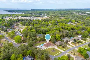 642 W Kilcullen Dr, Niceville, FL 32578 - Photo 46