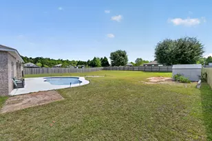 2409 Halfmoon Ln, Crestview, FL 32536 - Photo 38