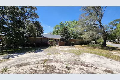 328 SE Brooks Street, Fort Walton Beach, FL 32548 - Photo 1
