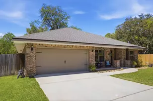 917 Al Hammett Rd, Mary Esther, FL 32569 - Photo 6