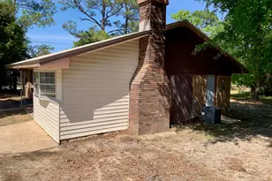 136 Juniper Lake Rd, Defuniak Springs, FL 32433 - Photo 2