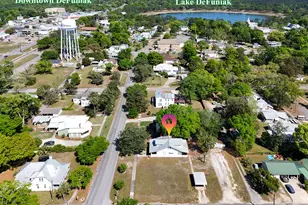 82 E Live Oak Ave, Defuniak Springs, FL 32435 - Photo 2