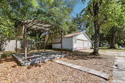 82 E Live Oak Avenue, Defuniak Springs, FL 32435 - Photo 32