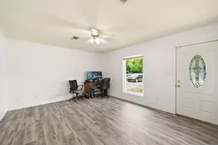 504 23rd St, Niceville, FL 32578 - Photo 4
