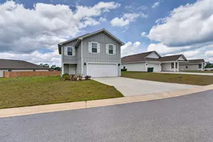 2637 Saltgrass Wy, Crestview, FL 32536 - Photo 2