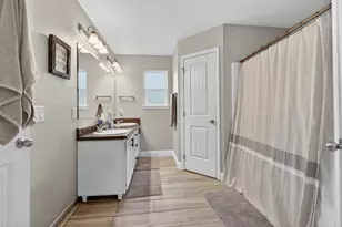 8418 Sevilla St, Navarre, FL 32566 - Photo 6