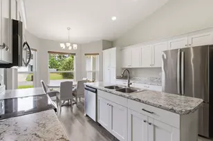 5624 Charter Cir, Gulf Breeze, FL 32563 - Photo 8
