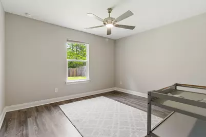 5624 Charter Circle, Gulf Breeze, FL 32563 - Photo 12