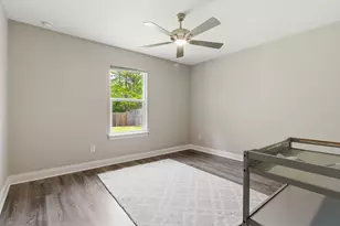 5624 Charter Cir, Gulf Breeze, FL 32563 - Photo 12