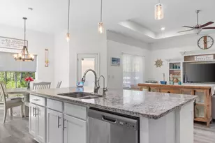 7053 Leisure St, Navarre, FL 32566 - Photo 12