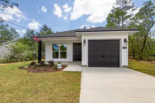 224 E Iris Ln, Defuniak Springs, FL 32433 - Photo 2