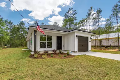 224 E Iris Lane, Defuniak Springs, FL 32433 - Photo 1