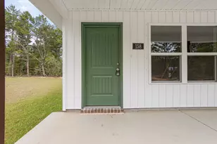 158 W Honeysuckle St, Defuniak Springs, FL 32433 - Photo 4