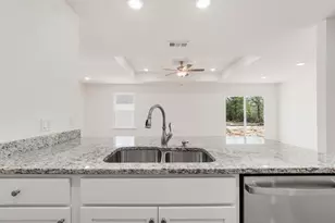 1671 Trout Dr, Defuniak Springs, FL 32433 - Photo 10
