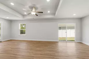 402 N 11th St, Defuniak Springs, FL 32433 - Photo 12