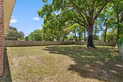 1560 Hickory Street, Niceville, FL 32578 - Photo 40