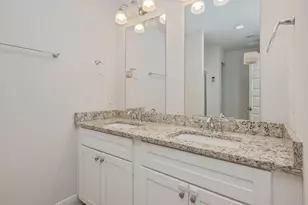 1010 McLaren Cir, Fort Walton Beach, FL 32547 - Photo 24