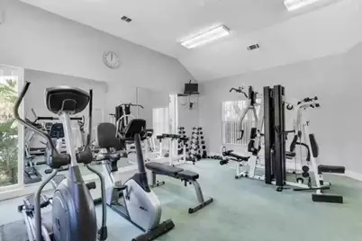 4270 Calinda Lane #APT  326, Niceville, FL 32578 - Photo 22