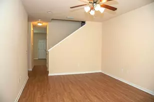 1469 Bentley Cir, Fort Walton Beach, FL 32547 - Photo 2