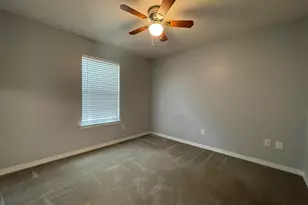 212 Lustan Dr, Crestview, FL 32536 - Photo 8