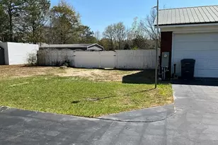 22 10 Lake Dr, Defuniak Springs, FL 32433 - Photo 10