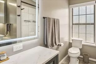 1102 Phyllis Ave, Niceville, FL 32578 - Photo 18