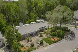 521 Maple Ave, Niceville, FL 32578 - Photo 42